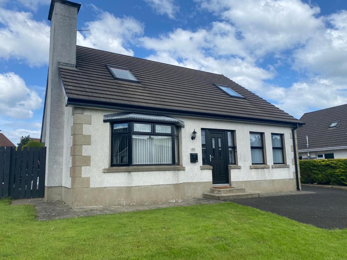 Holiday Home In Ballycastle - Fainne Na Cairde Екстериор снимка